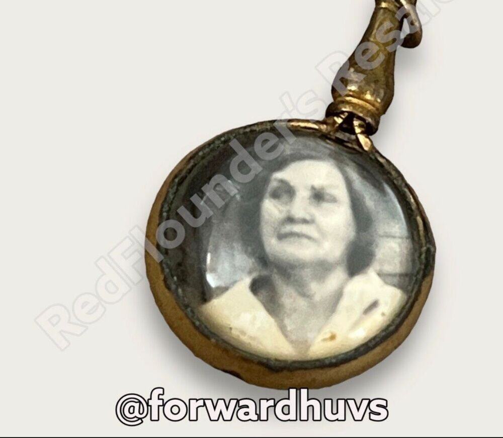 Antique Double-Sided Mourning Photo Pendant Victorian Edwardian Memoria